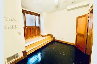 300 North St #1, Boston, MA 02113 - Photo 8