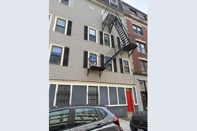 300 North St #1, Boston, MA 02113 - Photo 18