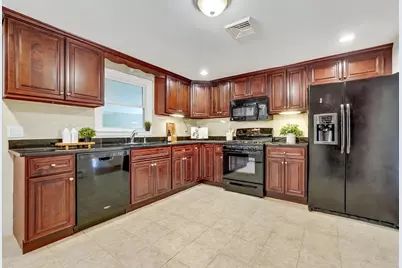 10 Glenridge Dr, Bedford, MA 01730 - Photo 8