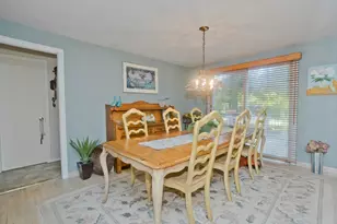 56 Santa Maria St, Springfield, MA 01104 - Photo 6