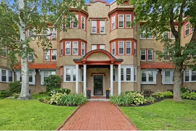585 Franklin Street #6, Melrose, MA 02176 - Photo 2