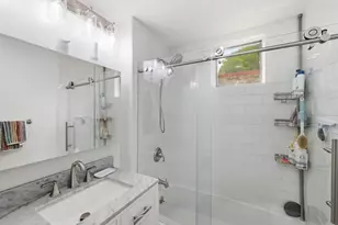 585 Franklin St, Melrose, MA 02176 - Photo 18