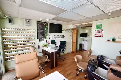 175 Cambridge St #3, Burlington, MA 01803 - Photo 2