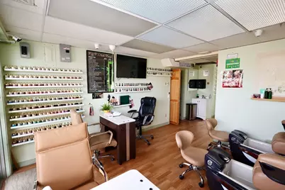 175 Cambridge St #3, Burlington, MA 01803 - Photo 2