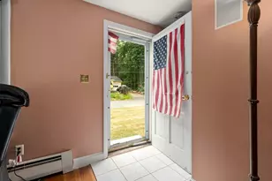 25 Wilson St, Beverly, MA 01915 - Photo 10