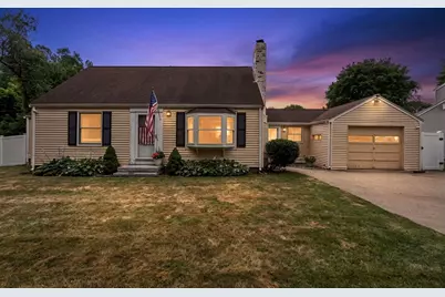 25 Wilson Street, Beverly, MA 01915 - Photo 2