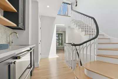 89 Revere St, Boston, MA 02114 - Photo 22