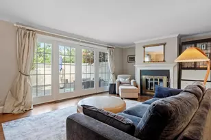 11 Oak St, Wellesley, MA 02482 - Photo 8
