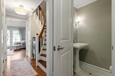 11 Oak Street #33, Wellesley, MA 02482 - Photo 4