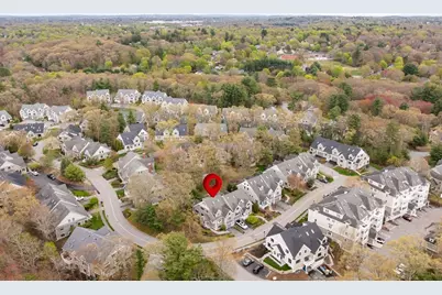 127 Johnson Woods Dr #127, Reading, MA 01867 - Photo 4
