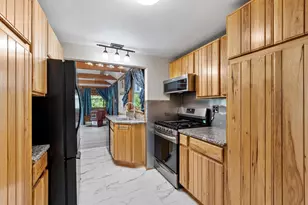 1218 Main St, Leominster, MA 01453 - Photo 14