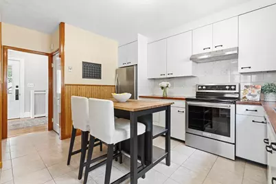 26 Seery St, Malden, MA 02148 - Photo 6