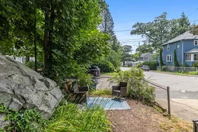 26 Seery St, Malden, MA 02148 - Photo 18