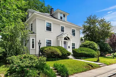 62 Parkview Ave, Lowell, MA 01852 - Photo 2