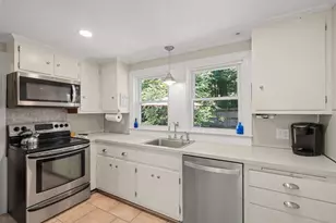 31 Old Farm Rd, Dedham, MA 02026 - Photo 18