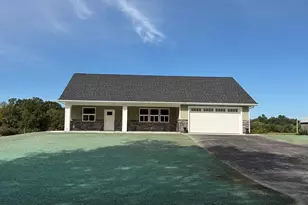 2 Cronin Hill Rd, Hatfield, MA 01038 - Photo 1