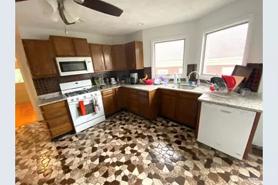 16 Watson St #2, Somerville, MA 02144 - Photo 8
