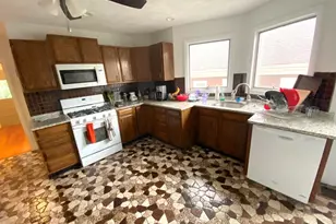 16 Watson St, Somerville, MA 02144 - Photo 8