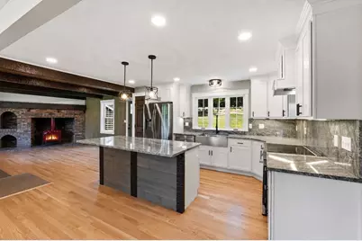 2 Meeting House Ln, Wilbraham, MA 01095 - Photo 2