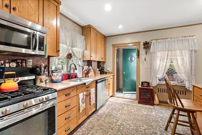 247 Linwood St, Lynn, MA 01905 - Photo 12