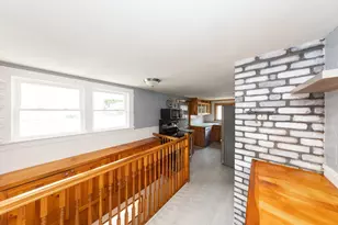 2 Hyatt St, Worcester, MA 01603 - Photo 10