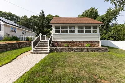 2 Hyatt Street, Worcester, MA 01603 - Photo 2