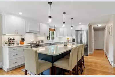 25 William G Dr, Tewksbury, MA 01876 - Photo 2