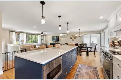 25 William G Dr, Tewksbury, MA 01876 - Photo 8