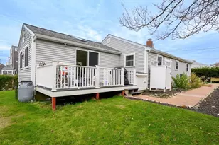 17 Bradford Ave, Scituate, MA 02066 - Photo 14