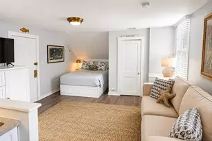 134 Washington St, Marblehead, MA 01945 - Photo 6