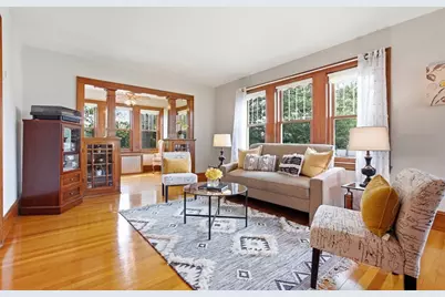 29 Park St, Melrose, MA 02176 - Photo 4