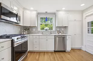 29 Park St, Melrose, MA 02176 - Photo 12