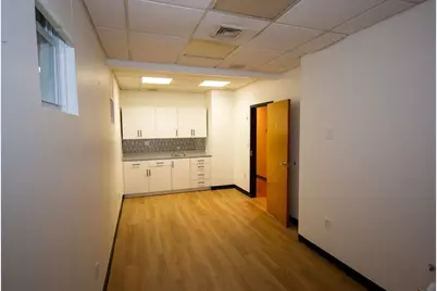 189 Governor, Providence, RI 02906 - Photo 12