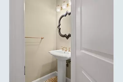 127 Johnson Woods Dr #127, Reading, MA 01867 - Photo 16