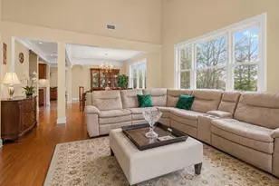 127 Johnson Woods Dr, Reading, MA 01867 - Photo 12