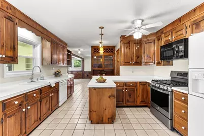 173 Florence Rd, Lowell, MA 01851 - Photo 14
