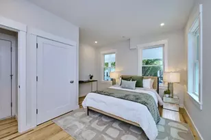 17 Macarthur St, Somerville, MA 02143 - Photo 4