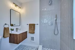 17 Macarthur St, Somerville, MA 02143 - Photo 18