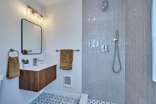 17 Macarthur St, Somerville, MA 02143 - Photo 18