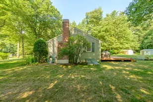 7 Joan St, Pepperell, MA 01463 - Photo 28