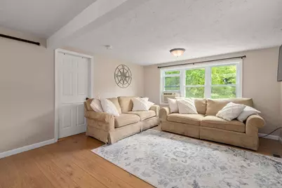10 Riverside Dr, Auburn, MA 01501 - Photo 18