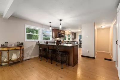 10 Riverside Dr, Auburn, MA 01501 - Photo 16