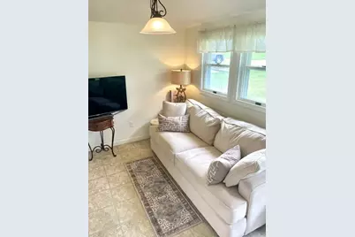 10 Riverside Dr, Auburn, MA 01501 - Photo 10