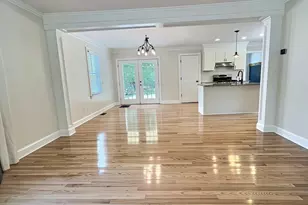 28 Cherry St, Plymouth, MA 02360 - Photo 8