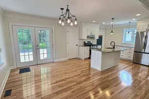 28 Cherry St, Plymouth, MA 02360 - Photo 6