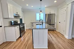 28 Cherry St, Plymouth, MA 02360 - Photo 2