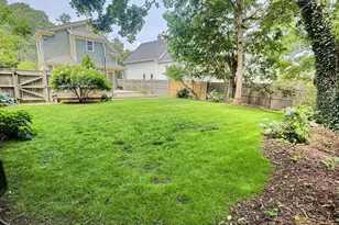 28 Cherry St, Plymouth, MA 02360 - Photo 32