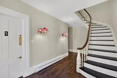 12 Crown St., Worcester, MA 01609 - Photo 2