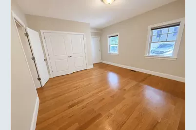 138 W 9th St #2, Boston, MA 02127 - Photo 6