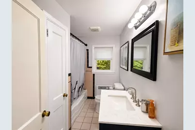 6 Hara St, Worcester, MA 01604 - Photo 10